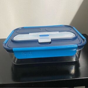 Built Weight Watchers 3 Compartment Lunch Container Snap On Top With Silverware